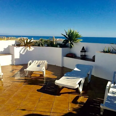 Penthouse With Private Roof Terrace And Jacuzzi Appartement