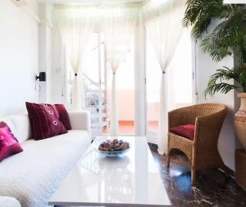 Penthouse With Private Roof Terrace And Jacuzzi