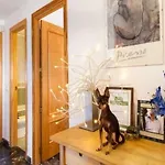 アパート Penthouse With Private Roof Terrace And Jacuzzi フエンヒロラ
