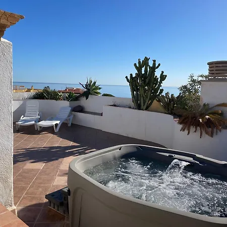 Penthouse With Private Roof Terrace And Jacuzzi * Fuengirola