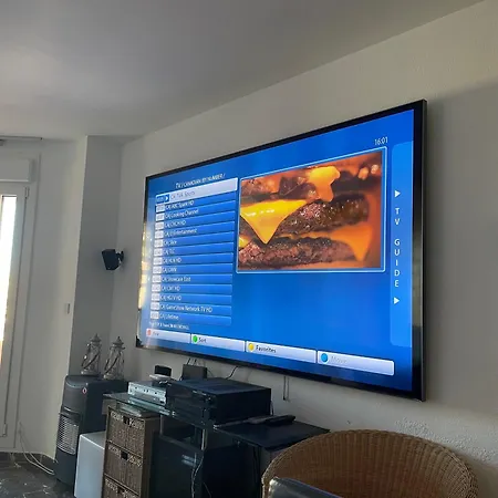 Apartman Penthouse With Private Roof Terrace And Jacuzzi