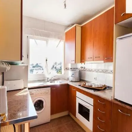 Penthouse With Private Roof Terrace And Jacuzzi *