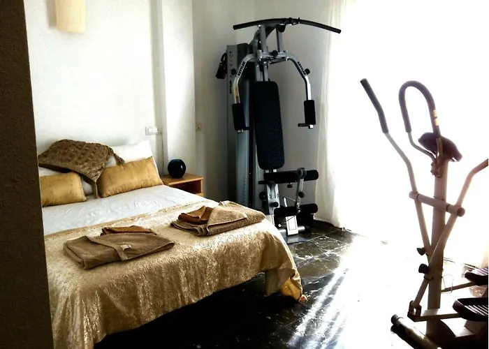 Penthouse With Private Roof Terrace And Jacuzzi * フエンヒロラ