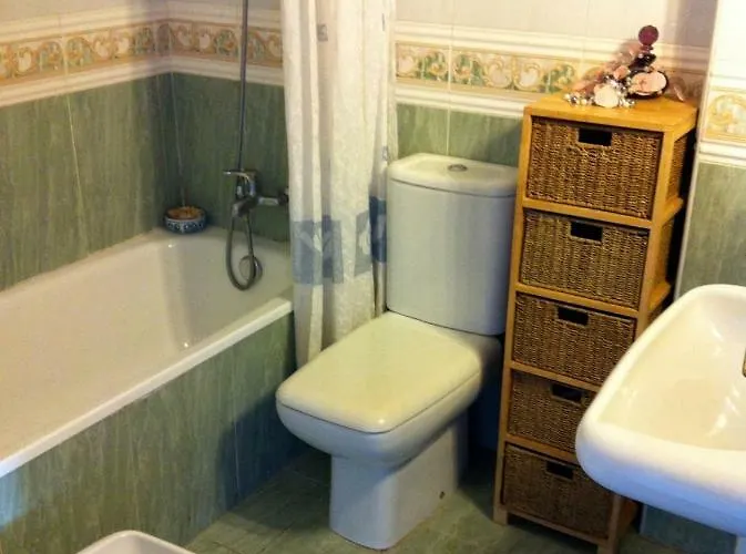 Penthouse With Private Roof Terrace And Jacuzzi Apartman Fuengirola